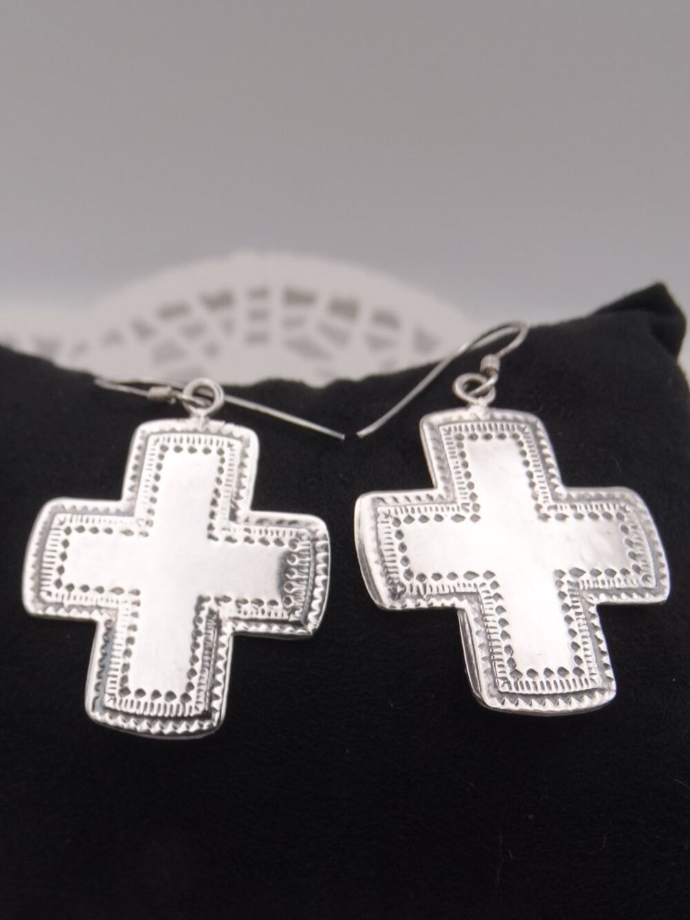 Vintage 925 Sterling Silver Punch Design Cross Hook Earrings 4.7 Grams Religious